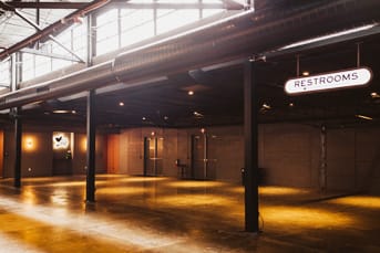 Hawthorn STL = banquet and music venue